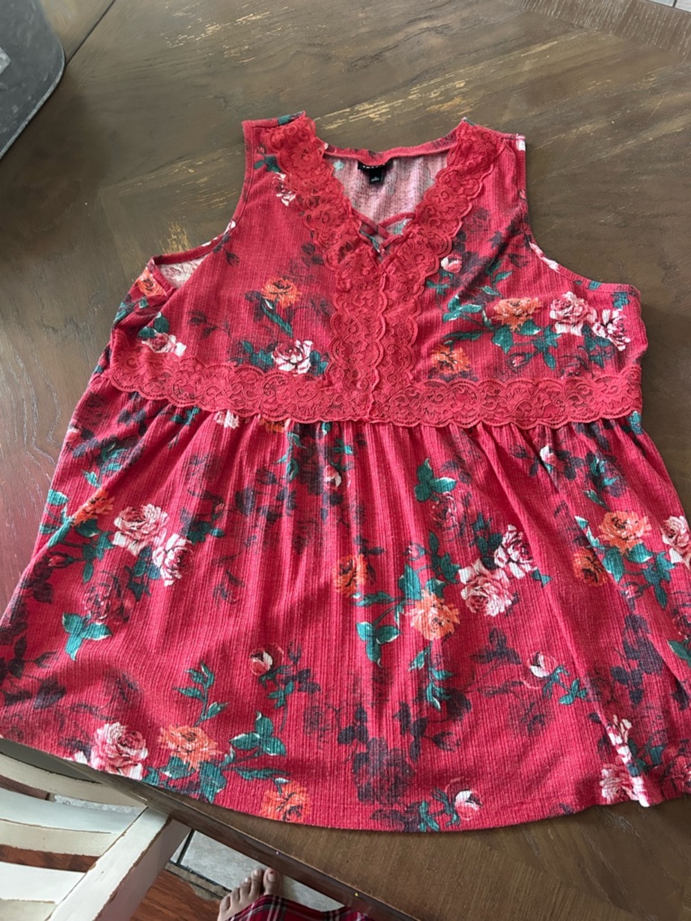torrid Red Floral Lace Trim Tank